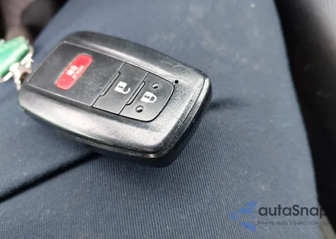 2021 Toyota Rav4 Xle из США, поврежденный, VIN 2T3W1RFVXMW114944